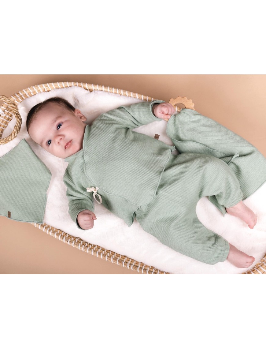 Conjunto primera puesta verde con babero Calamaro