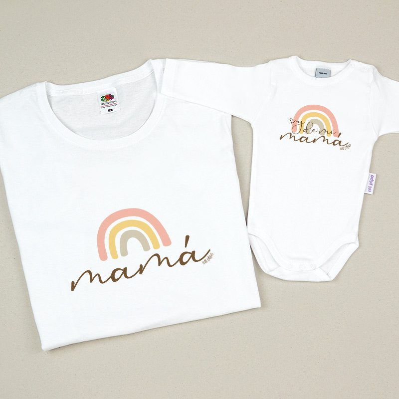 Pack 2 Prendas Personalizadas Mamá / Soy de mi Mamá Arcoiris soft Caligrafía