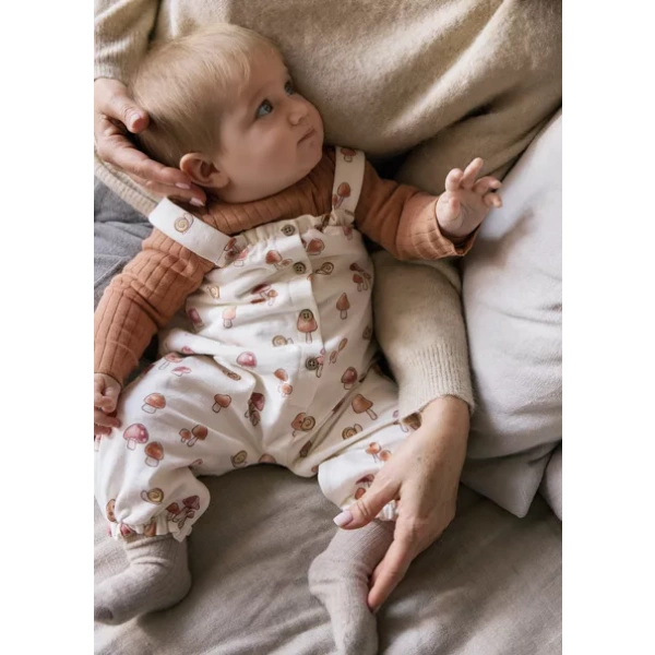 Conjunto peto y camiseta bebé niña Setas Mayoral