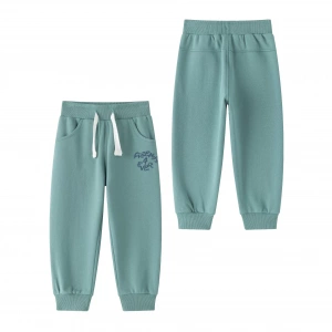 Pantalón niño verde Newness